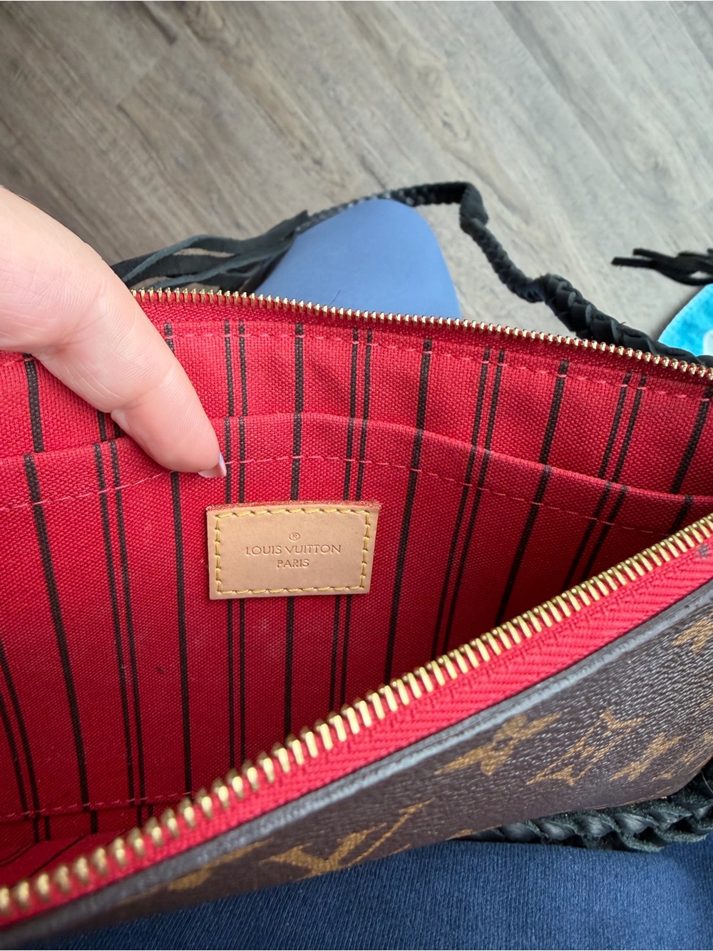 Louis Vuitton Monogram Crossbody with Black Braided Trim and Red Trim - Picture 7 of 9